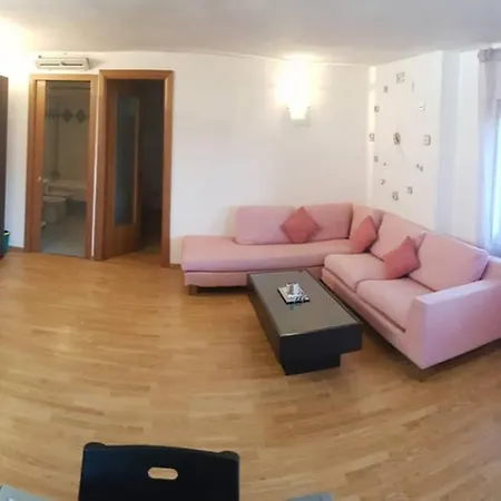 דירה La Cocorita Rosa סנטו סטפנו אל מארה